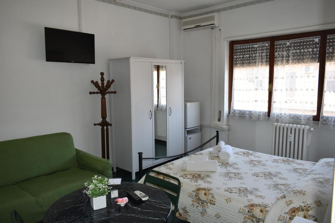 B&B La Cubanina Рим Екстериор снимка