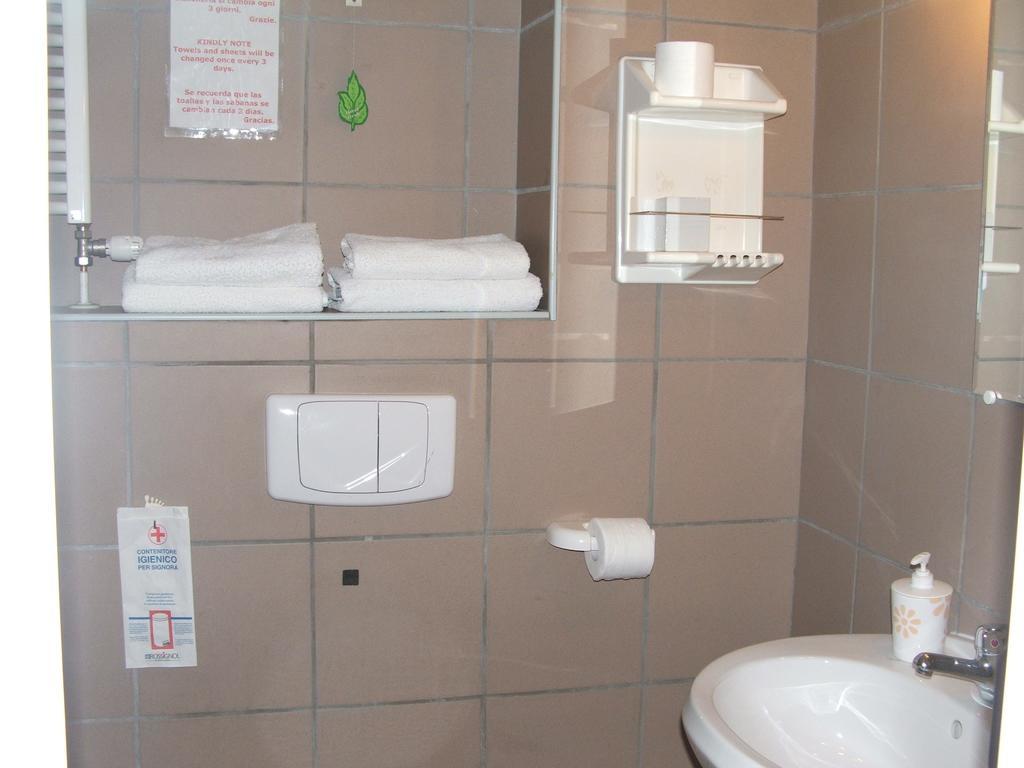 B&B La Cubanina Рим Екстериор снимка